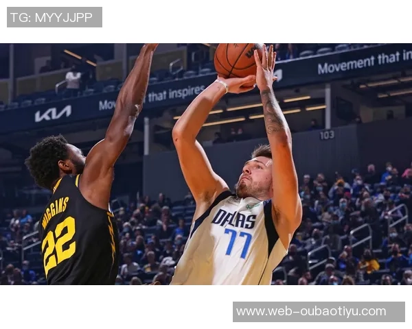 沃尔夫半场表现惊艳9投6中三分球4记独得11分助力球队奋勇争先